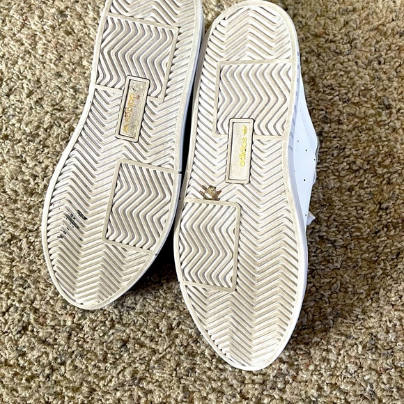 Adidas Sleek Super Sneaker - Picture 2 of 4